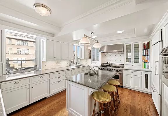 4th image of 860 5th Ave APT 18B