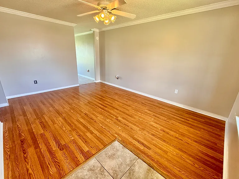 2720 Bayou Black Dr — Photo 4