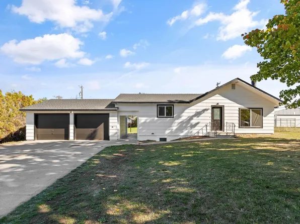 3002 N Hutchinson Rd, Spokane Valley, WA 99212