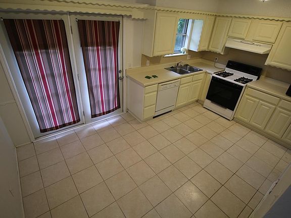 Large Kitchen