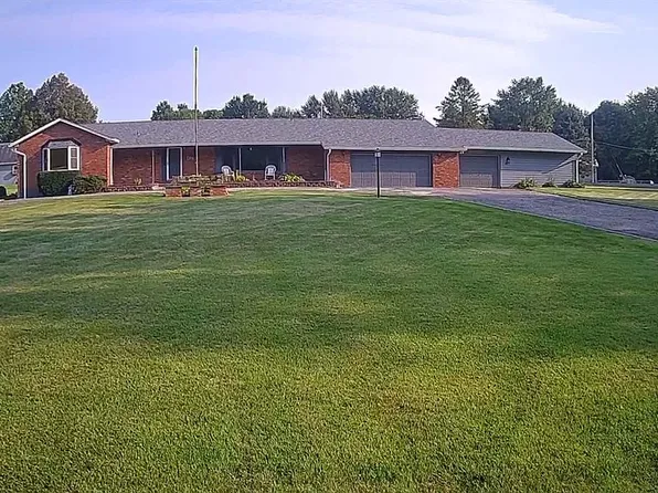 427 Mill Rd, Burlington, IN 46915