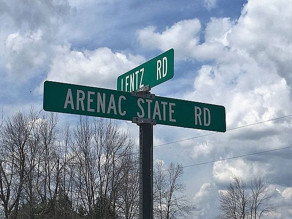 road access on 2 sides