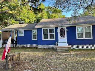302 Standley Rd, Anahuac, TX 77514