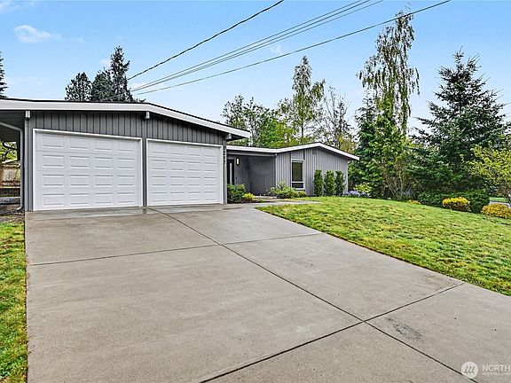 4th image of 1217 150th Avenue SE