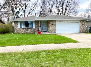 4437 15th Pl, Hobart, IN 46342