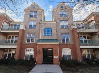 12185 Abington Hall Pl APT 201, Reston, VA 20190
