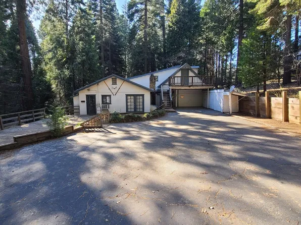 3175 Easy St, Pollock Pines, CA 95726