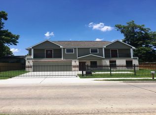 1202 S Victory Dr, Houston, TX 77088