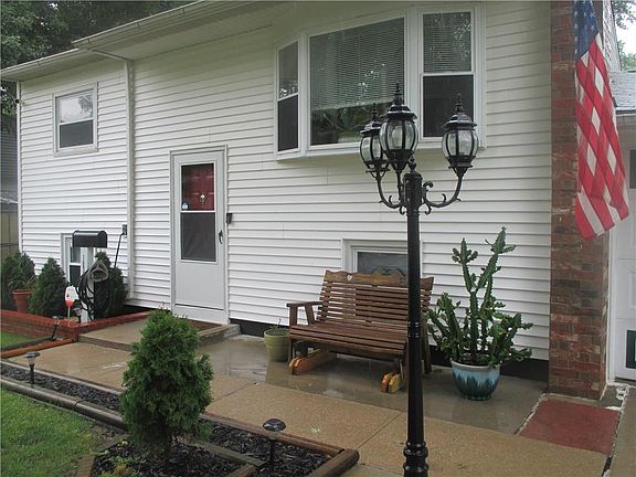 5th image of 18300 E Shoshone Dr