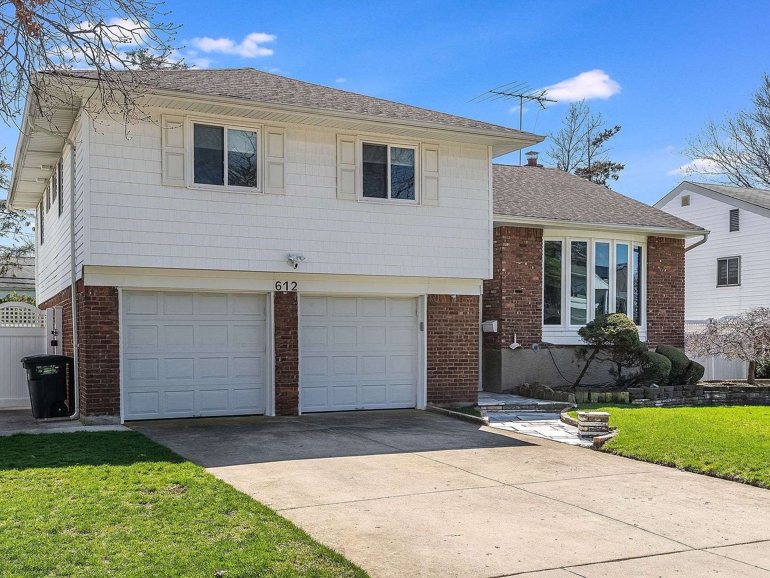 612 Nutley Place, Valley Stream, NY 11581 Zillow