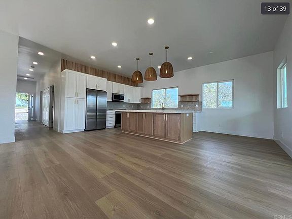 5th image of 1533 Avohill Dr