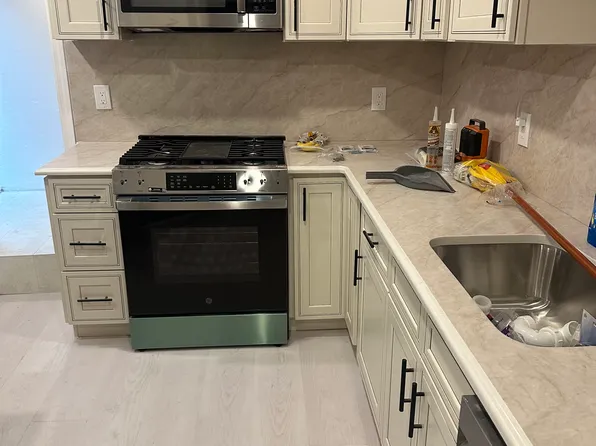 25 Steele Ave #Basement, Staten Island, NY 10306