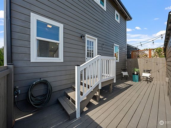 5th image of 1101 N Alder
