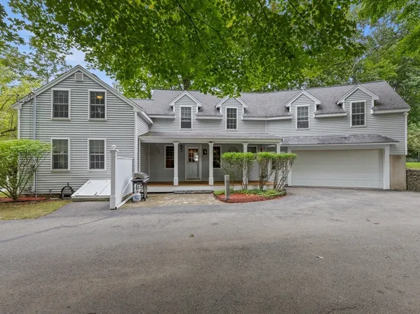 70 Maple St, West Newbury, MA 01985