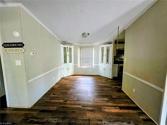 3rd image of 229 Brushy Dr