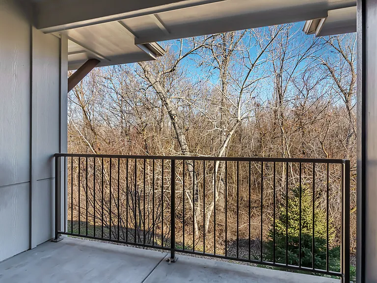 Legacy at 50th St Apartments — Photo 27