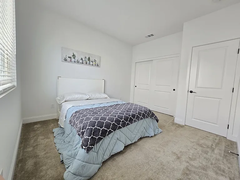 Carol Lee Ln — Photo 2