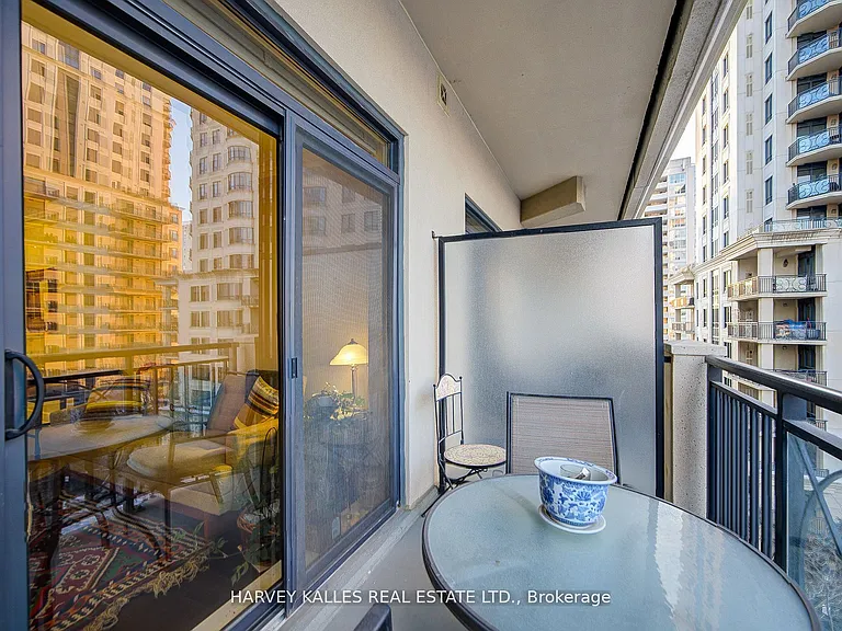 650 Sheppard Ave E #603 — Photo 32