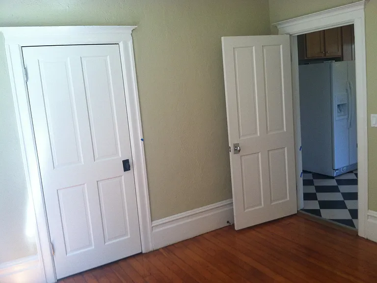 Second bedroom from the kitcheen.