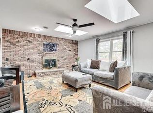 3993 Park Ave, Edison, NJ 08820