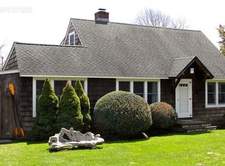 10 Burns Rd, Shelter Island, NY 11964