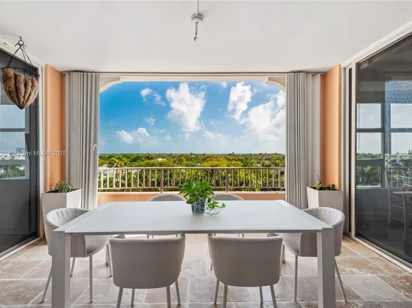 747 Crandon Blvd #Penthouse 10, Key Biscayne, FL 33149