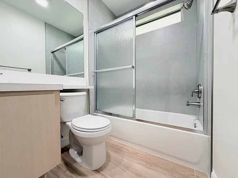 6104 Red Oak Ct — Photo 14