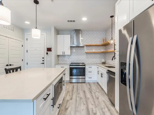 3101 Govalle Ave #220, Austin, TX 78702
