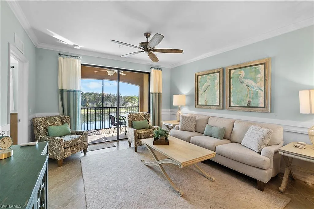2 bed, 2.0 bath, 1194 sqft, $7,500 — Photo 2