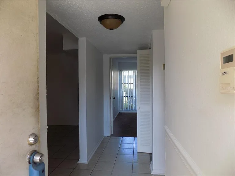 2811 SW Archer Rd #X201 — Photo 8