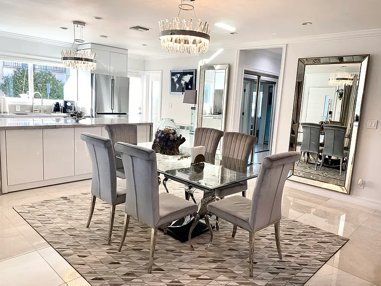 2101 Pullman Ln — Photo 16