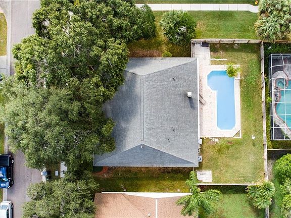 4th image of 18302 Cypress Stand Cir