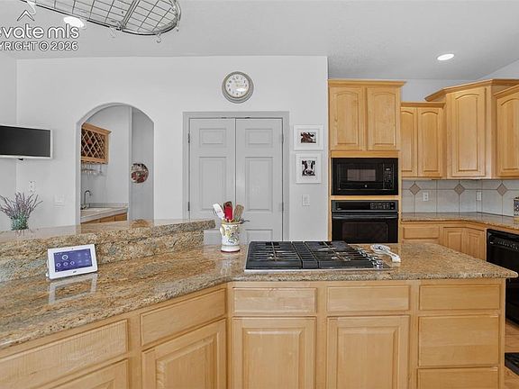 5th image of 2222 Collegiate Dr