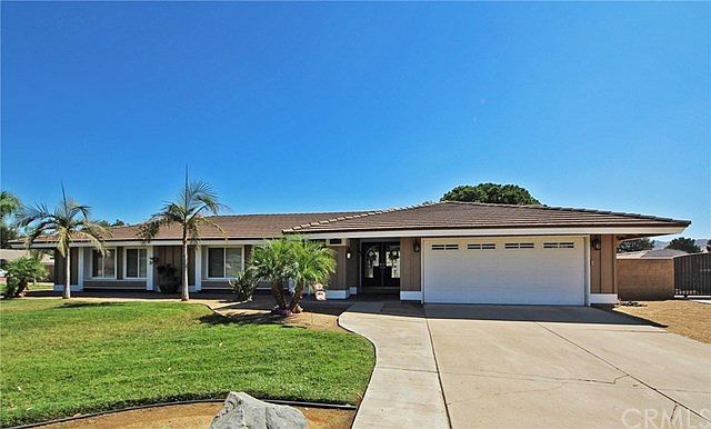 1st image of 11555 Overland Dr