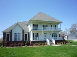 2093 Joe Brown Rd, Columbia, TN 38401