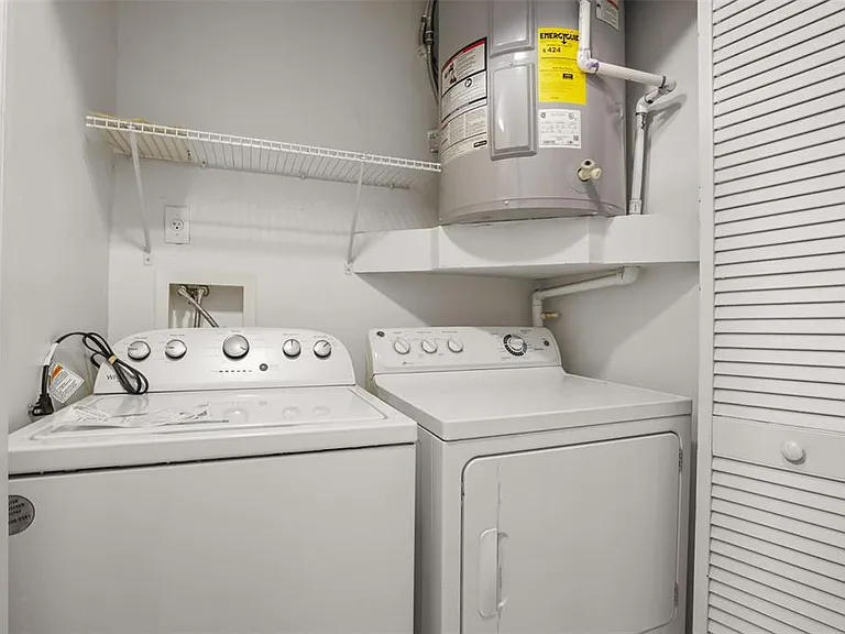 2720 S Sunrise Ct #2 — Photo 27