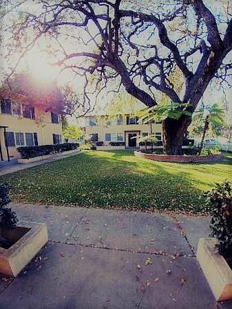 2nd image of 1618 W Huntington Dr APT B
