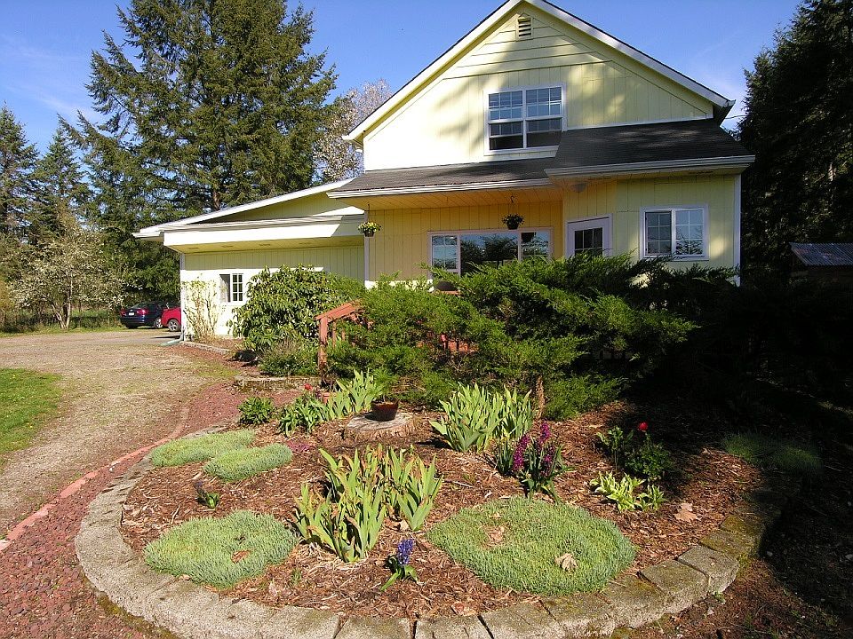 1st image of 18036 Gilbert Ave SE