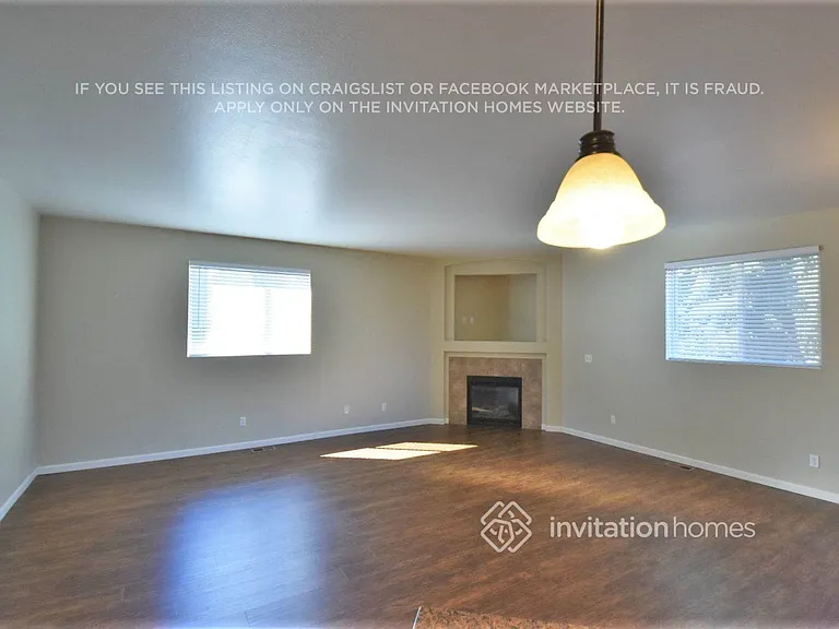 19412 90th Avenue Ct E — Photo 2