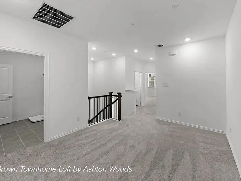 Upstairs Loft with Laundry room