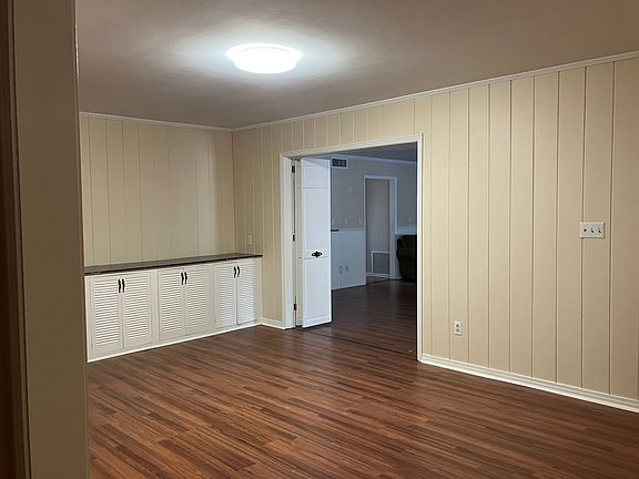 5th image of 3308 W Arlington Loop