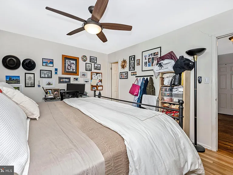 6402 Montrose Rd — Photo 23