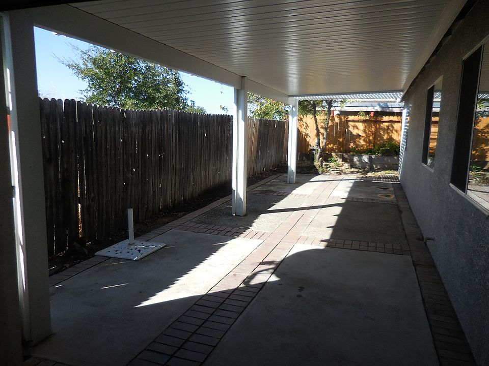 2nd image of 708 W A Ave