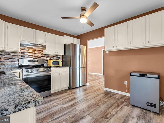 5th image of 28 Geranium St