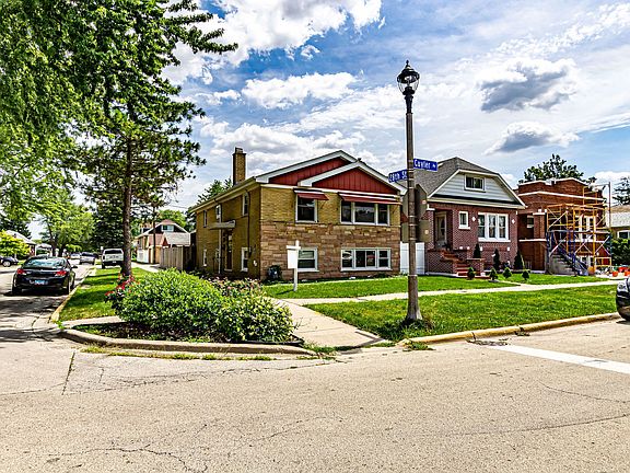 4th image of 2801 Cuyler Ave