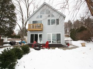 4114 Pitzen Rd, Johnsburg, IL 60051