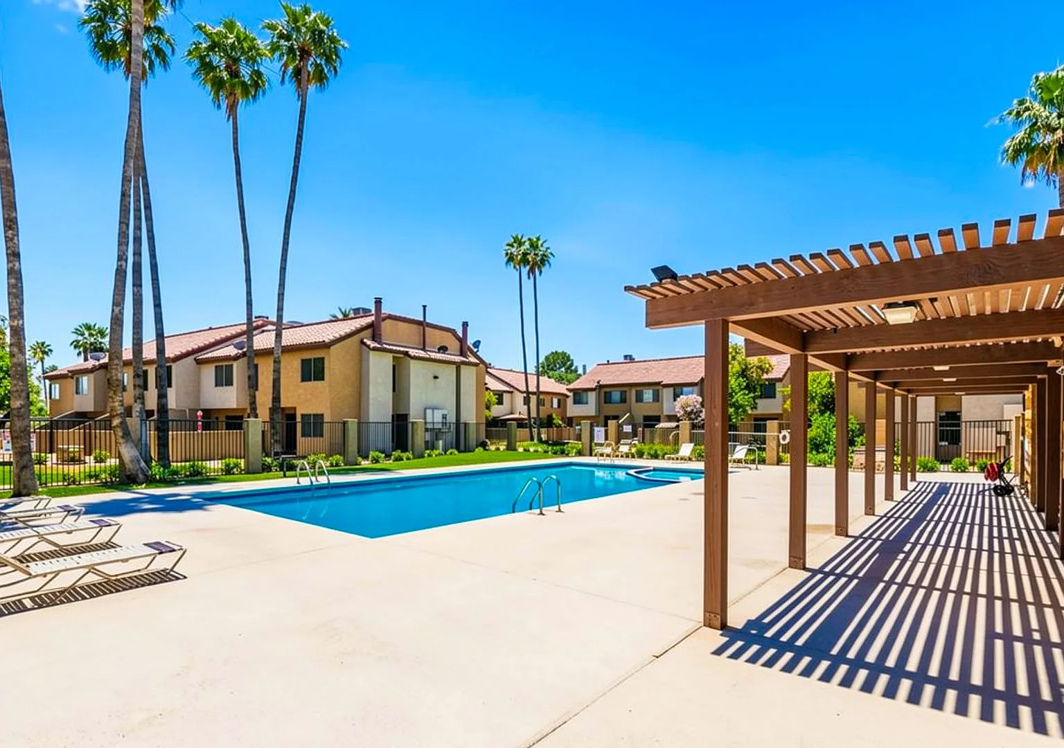 Spacious Mesa Townhome with Updated Kitchen & Utilities Included! — Photo 1