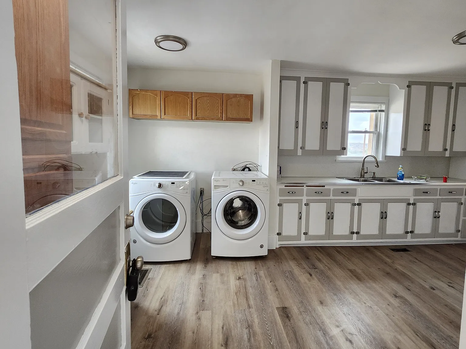 2 bed, 1100 sqft, $1,375 — Photo 3