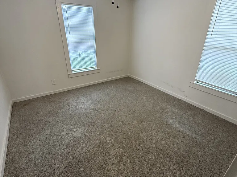 1090 Fountain St — Photo 1
