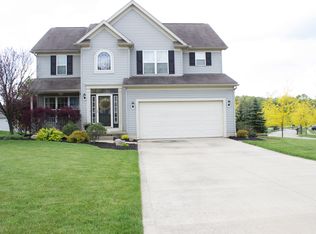 1444 Saxon Cir, Barberton, OH 44203